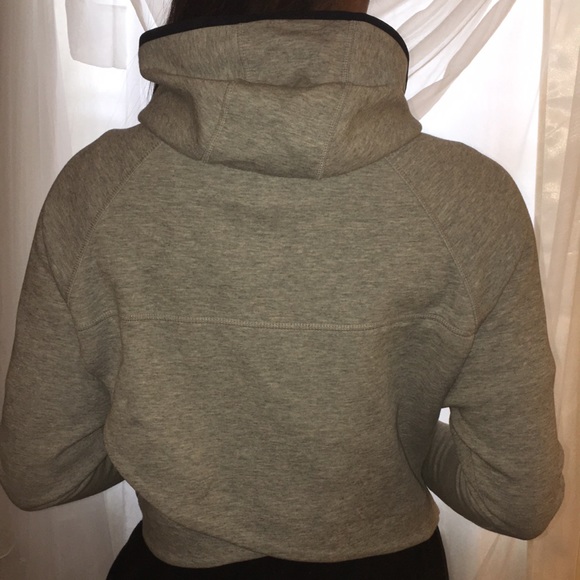 Nike hooded jacket - Picture 3 of 7